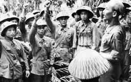 Hà Nội 'chia lửa' với mặt trận Điện Biên Phủ