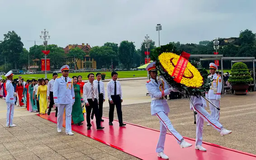 Cụm thi đua số 1 thành phố báo công dâng Bác