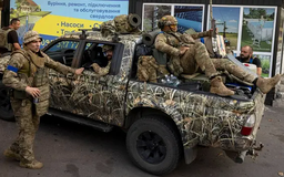 Nga và Ukraine điều chuyển lực lượng ở Kursk và Pokrovsk