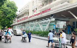 Ngành y tế Thủ đô ứng trực mưa bão
