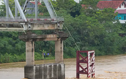Sở GTVT Phú Thọ đưa nguyên nhân ban đầu làm sập cầu Phong Châu