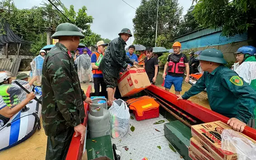 Những nhu yếu phẩm cần thiết cho bà con vùng lũ