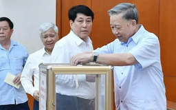 Lễ phát động ủng hộ đồng bào bị thiệt hại do bão