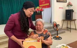 Mặt trận Tổ quốc sát cánh cùng người dân vùng lũ