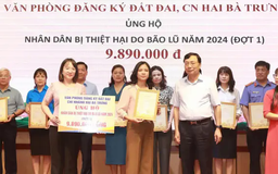 Quận Hai Bà Trưng: 2,5 tỷ đồng ủng hộ đồng bào
