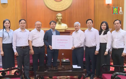 1.495 tỷ đồng ủng hộ đồng bào vùng bão lũ