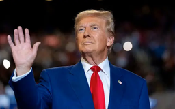 Bầu cử Mỹ: Ông Trump dẫn trước ở các bang chiến địa