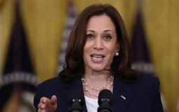 Bà Harris bất ngờ dẫn trước ông Trump 3% ở Iowa