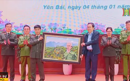 Chủ tịch Quốc hội thăm, làm việc tại Yên Bái