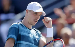 Denis Shapovalov thắng dễ Zhizhen Zhang