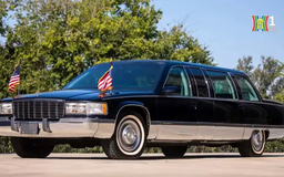 Đấu giá xe limousine bọc thép của cựu Tổng thống Mỹ