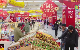 Siêu thị đồng loạt giảm giá hàng Tết