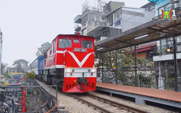 Đón giao thừa trên tàu hỏa