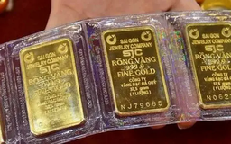 Giá vàng trong nước giảm tới nửa triệu đồng/lượng