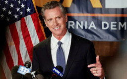Thống đốc bang California, Mỹ có nguy cơ bị bãi nhiệm