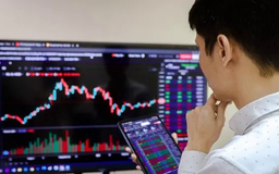 Thanh khoản thị trường chứng khoán khởi sắc
