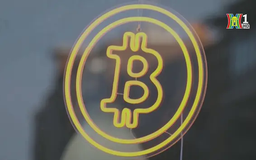 Bitcoin trở lại mốc 100.000 USD