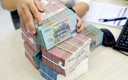Ngân hàng nới lỏng cho vay với khách hàng cá nhân