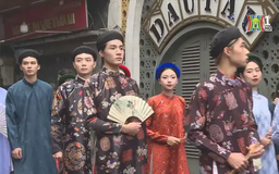 'Tết Việt - Tết phố' tưng bừng phố cổ Hà Nội