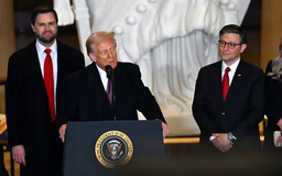 Lý giải sự im lặng kỳ lạ của ông Trump về Ukraine