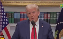 Tổng thống Trump tổ chức họp báo 'nóng'