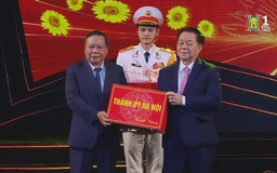 'Mãi mãi niềm tin theo Đảng'
