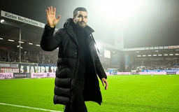 Dortmund sa thải Nuri Sahin, Ten Hag sẽ thay thế?