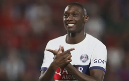 Juventus mượn thành công Kolo Muani từ PSG