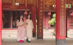 Đón xuân cùng áo dài