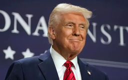 Ông Trump ký loạt sắc lệnh tái cấu trúc quân đội Mỹ