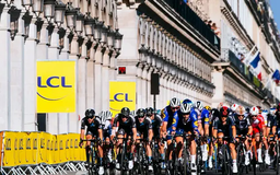 Tour de France quay lại Champs Elysees vào năm 2025
