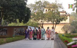 Chuyến du xuân đầu năm mới