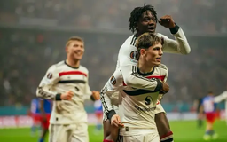 Manchester United, Tottenham và Frankfurt vào vòng 1/8 Europa League