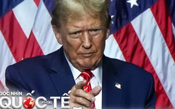 Vì sao ông Trump cài số lùi?