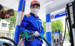Giá xăng RON 95 giảm lần thứ ba liên tiếp