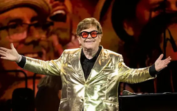 Elton John trở lại với album 'Who Believes in Angels'