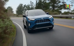 Toyota RAV4 là ô tô bán chạy nhất năm tại Mỹ