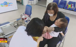 Hà Nội tiêm phòng sởi cho trẻ dưới 9 tháng tuổi