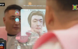 Gương AI thử kiểu tóc và trang điểm ảo