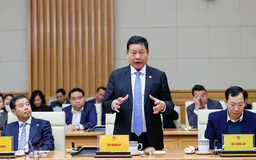 Chủ tịch FPT đề xuất đào tạo AI từ lớp 1