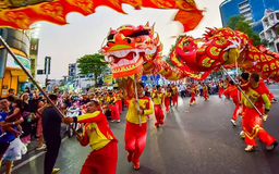 Tết Nguyên tiêu rực rỡ sắc màu