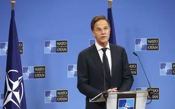 NATO tăng áp lực về chi tiêu quốc phòng