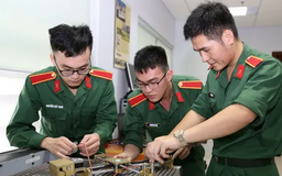 Các trường Quân đội đào tạo trở lại hệ dân sự