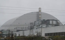 Chiến sự ngày 14/2: Nhà máy điện Chernobyl bị tấn công
