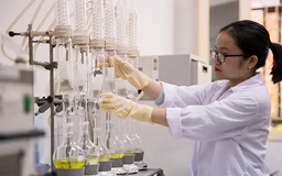 Giáo dục phải phát triển để phát triển khoa học công nghệ