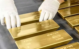 Giá vàng thế giới lập đỉnh mới, chạm mốc 2.950 USD/ounce