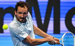 Daniil Medvedev thể hiện sức mạnh vượt trội