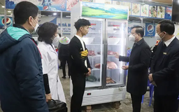 Phòng tránh ngộ độc thực phẩm khi thời tiết giao mùa