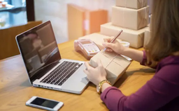 Kinh doanh online sẽ được nộp thuế khoán?