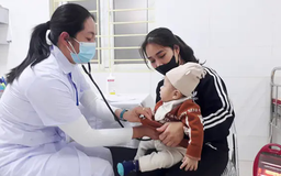 Tiêm vaccine sởi cho hơn 6.100 trẻ dưới 9 tháng tuổi